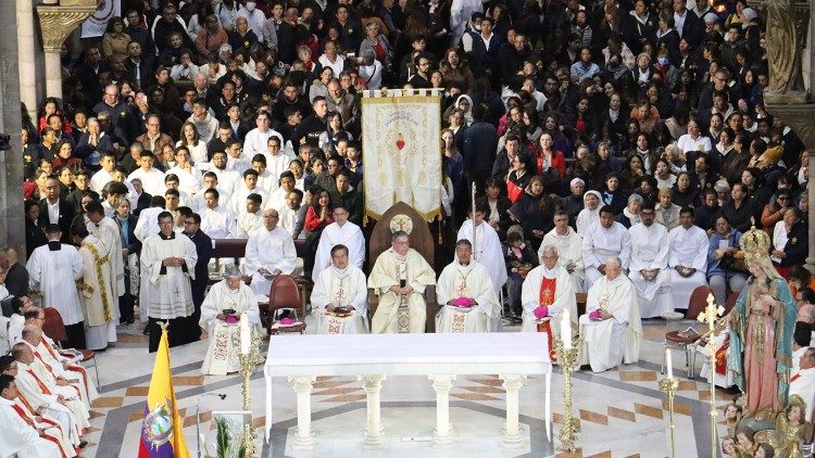 La Iglesia en Ecuador renueva la consagracin del pas al Sagrado Corazn de Jess