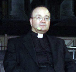 Charles Scicluna: Alentamos a los obispos a que inviten a las vctimas a denunciar ante la justicia a los pederastas
