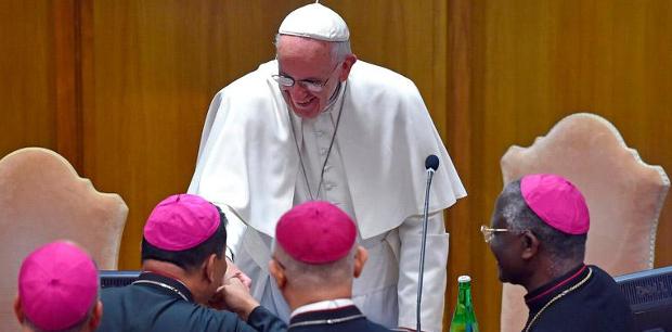 El Papa pide no hablar solo de los divorciados vueltos a casar y advierte que la doctrina no est en cuestin