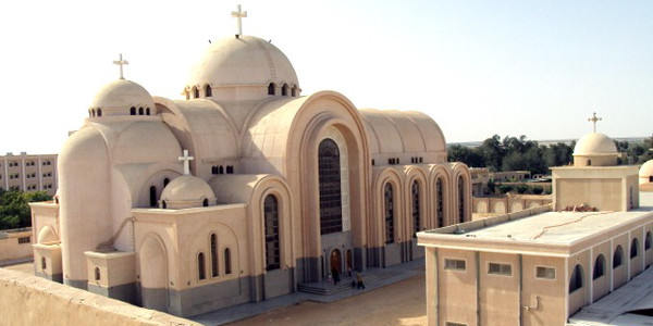 Egitpo: descartan cerrar monasterios coptos tras amenazas yihadistas
