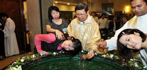 En la prxima Vigilia Pascual sern bautizados ms de 3.000 catecmenos de Hong Kong 