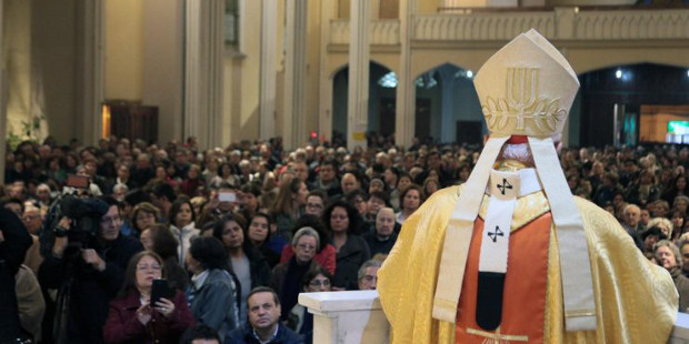 El cardenal Ezzati habla de pobres y marginados en una Misa de desagravio por la destruccin de una imagen de Cristo