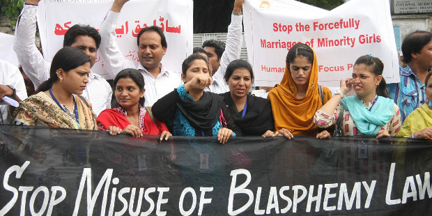 La ley contra la blasfemia que oprime a cristianos de Pakistn afecta tambin a su actividad en redes sociales