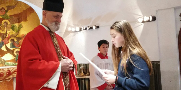 Un grupo de adolescentes y jvenes protestantes se convierten a la fe catlica en Argentina