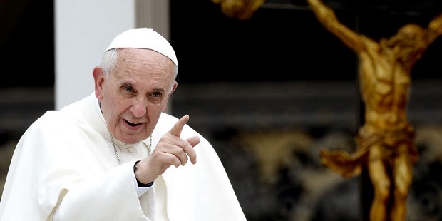 El Papa afirma que el que sigue a Jess no hace caso a la frivolidad de los horscopos