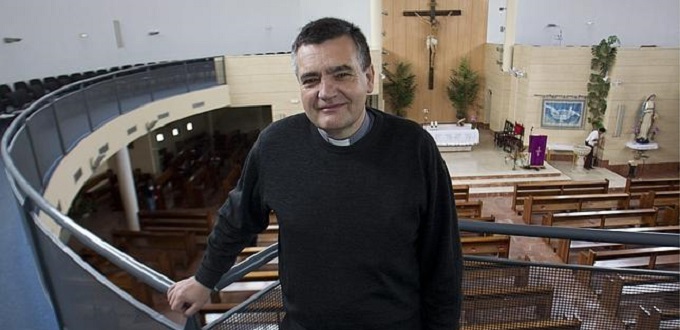 El padre Santiago Martn rechaza el error del superior de los jesuitas