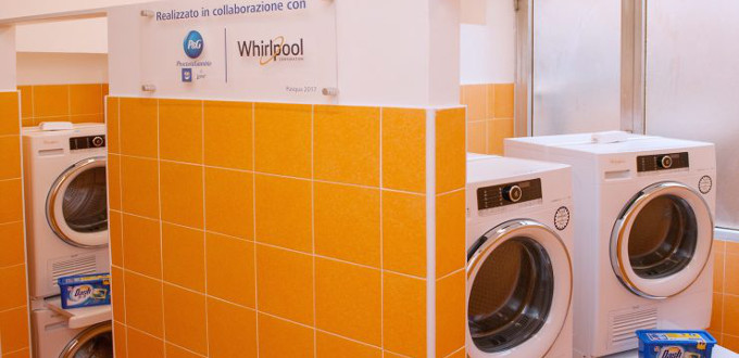 La Limosnera Apostlica abre un servicio de lavandera gratuita para los sin techo de Roma