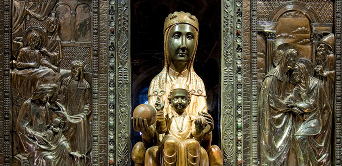 El Observatorio Contra la Cristofobia denuncia la profanacin de la Virgen de Montserrat