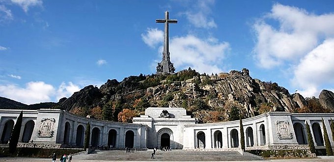 Querella contra un programa de la Sexta por blasfemar contra la Cruz del Valle de los Cados