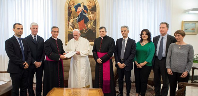 El Papa marca las pautas de actuacin a la Secretara para la Comunicacin del Vaticano