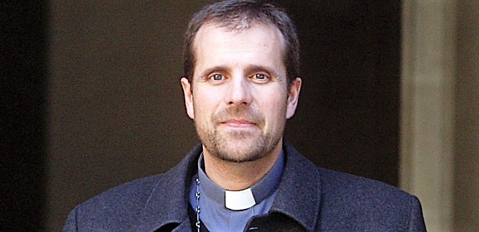 Mons. Novell advierte que si la Iglesia no evangeliza se dedicar solo a enterrar difuntos