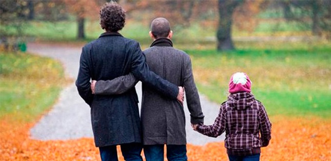 Polonia cambiar la ley para que los nios adoptados no puedan tener dos padres o dos madres