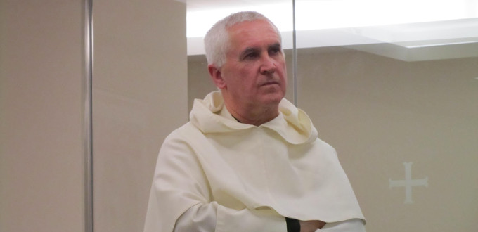 El telogo dominico Aidan Nichols propone cambiar la ley cannica para sealar errores doctrinales de los Papas