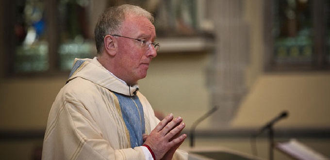 Obispo de Portsmouth: Hay que ser santos para ganar conversos