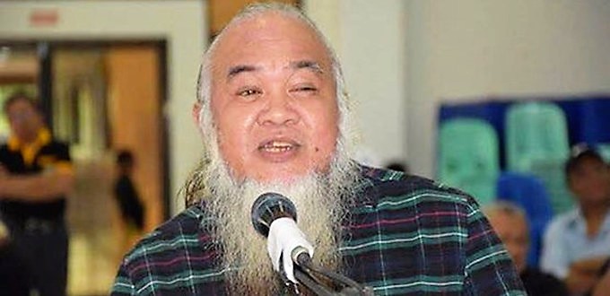 El ejrcito filipino libera al sacerdote secuestrado por yihadistas en Marawi