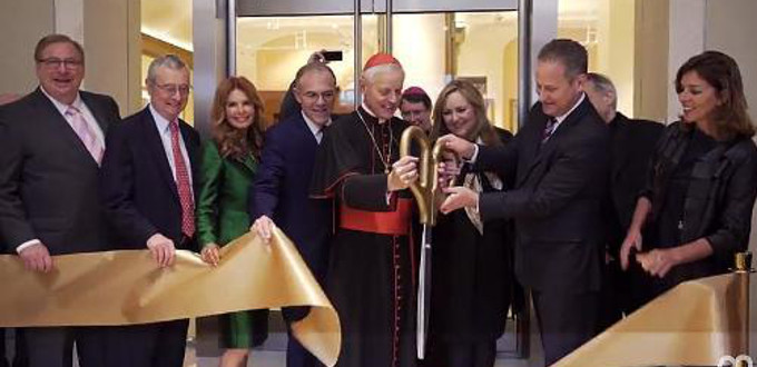 El cardenal Wuerl asiste a la inauguracin del gran Museo de la Biblia en Washington