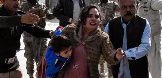 Al menos 9 muertos y 30 heridos en un ataque con explosivos contra una iglesia metodista en Pakistán