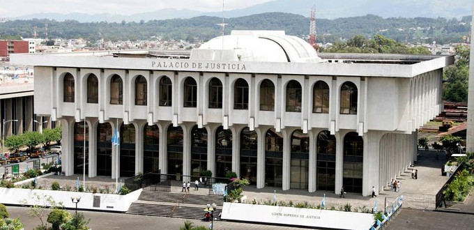 La Corte Suprema de Guatemala ordena suspender la distribución de un manual abortista de la ONU