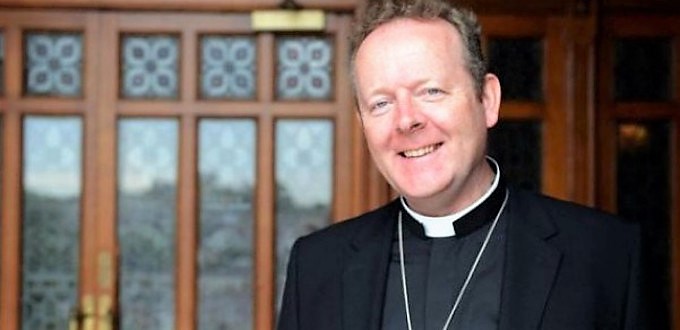 Los arzobispos de Irlanda se plantan y anuncian que celebrarn bautismos, primeras comuniones y confirmaciones