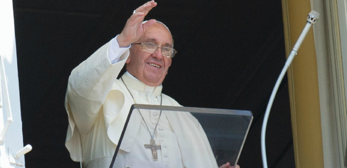 El Papa invita a vivir la vida por la gloria de Dios que es el amor