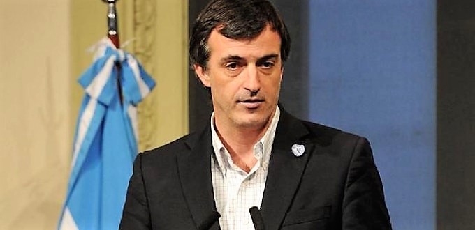 El senador argentino Esteban Bullrich defiende el derecho a nacer con el poema «Yo te amo mam»