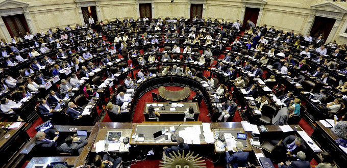 Setenta y un diputados argentinos presentan un proyecto de ley para despenalizar el aborto