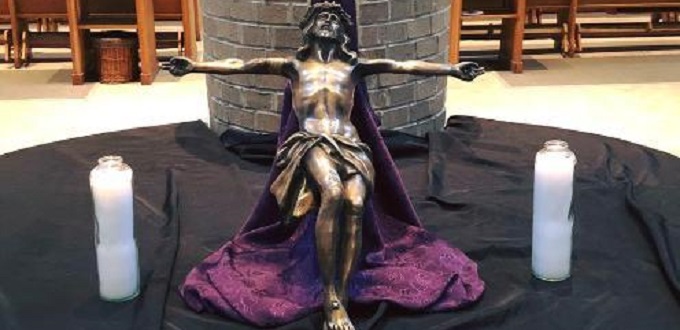 Recuperado y restaurado Cristo de bronce robado e intentado vender como chatarra
