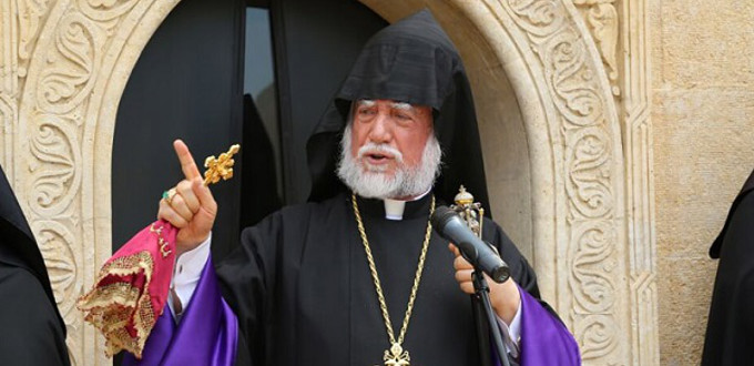 Patriarca Aram I pide a Turqua que devuelva los miles de templos que confisc durante el genocidio de su pueblo