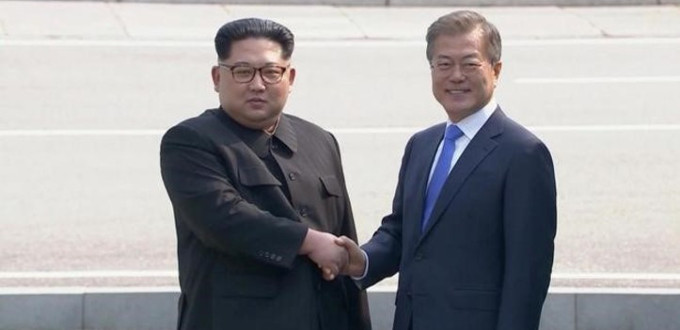 Los presidentes de las dos Coreas se renen para lograr un tratado de paz