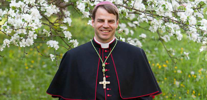 Mons. Stefan Oster explica el motivo de la carta enviada a Roma sobre la comunin de protestantes