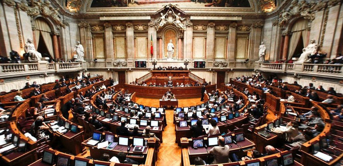 El Parlamento de Portugal da el primer paso para despenalizar la eutanasia