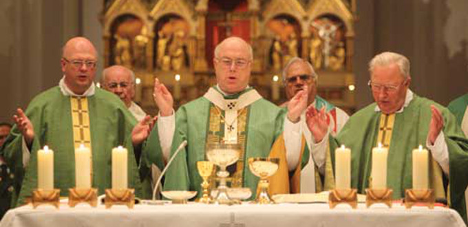 Cuatro obispos alemanes anuncian que permitirn la comunin de protestantes casados con catlicos