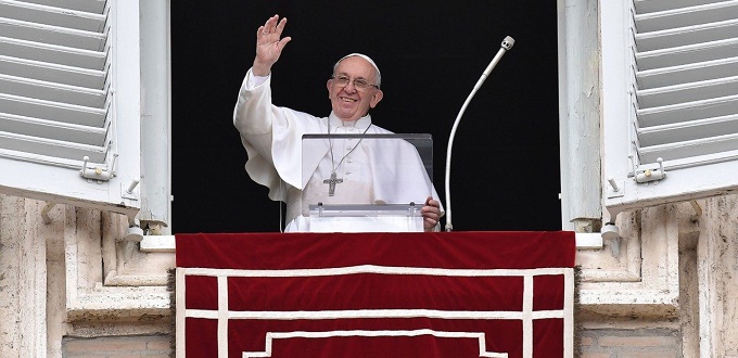 Papa Francisco: Jess quiere hacer entender que el milagro se produce por su unin con el Padre
