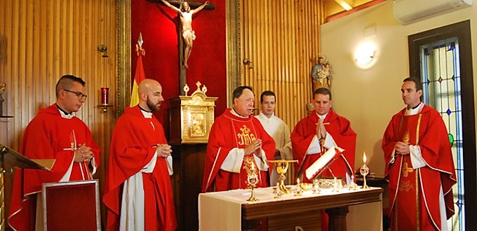 Los nuevos capellanes castrenses de Espaa realizan su profesin de fe y juramento de fidelidad