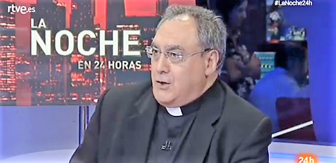 P. Gil Tamayo: hasta 1998 la Iglesia no pudo matricular los templos