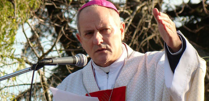 El obispo de Lomas de Zamora dice que la Iglesia en Espaa est mayor y distante de la gente