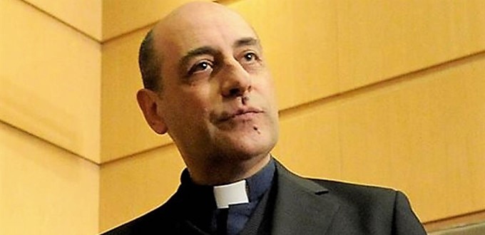 Mons. Vctor Manuel Fernndez desprecia pblicamente a Mons. Carlo Vigan