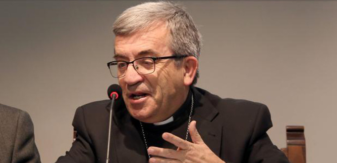 Mons. Luis Argello, nuevo secretario general de la Conferencia Episcopal Espaola