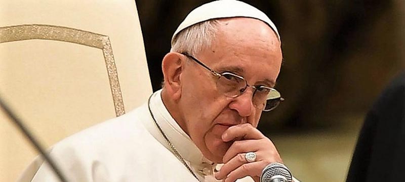 El Papa reprocha al mundo que mire a otro lado ante la creciente persecucin de los cristianos