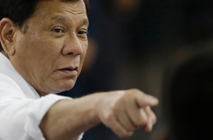 Duterte ataca nuevamente a los obispos filipinos: Mtenlos, son intiles