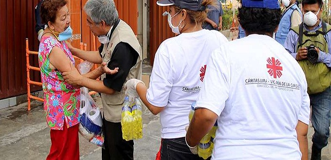 El Arzobispado y Critas Lima, llevan ayuda a damnificados por inundacin