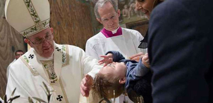 El Papa pide renovar con gratitud y conviccin las promesas de nuestro bautismo