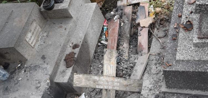 Profanan un cementerio cristiano en Indonesia