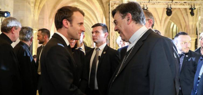 El arzobispo de Pars reprocha a Macron que no tenga una sola palabra de compasin hacia los catlicos por el incendio de Notre Dame