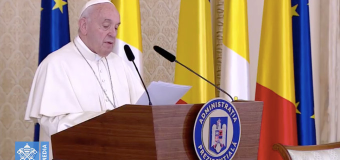 Papa Francisco: La Iglesia Catlica participa plenamente en el espritu nacional rumano