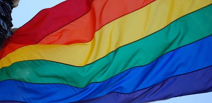 Padres de familia indignados por la presentacin de menores bisexuales en el Senado de Mxico