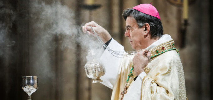 El Arzobispo de Pars quiere celebrar Misa en Notre Dame cuanto antes