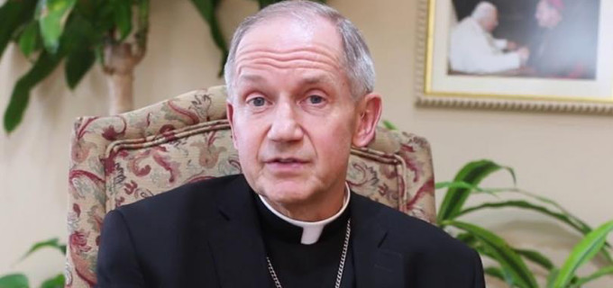 Mons. Paprocki advierte que un cardenal que ensea herejas queda excomulgado y no debera votar en un cnclave