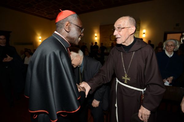Psame del Papa por el fallecimiento de Monseor Juan Rodolfo Laise OFMCap