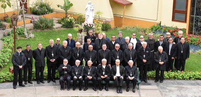 Obispos de Per llaman a la responsabilidad frente a los conflictos sociales del pas